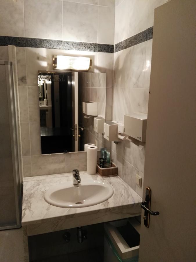 Hotel Seltenriegel Wies Bagian luar foto