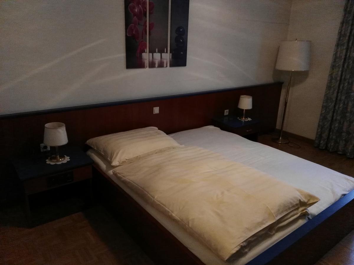 Hotel Seltenriegel Wies Bagian luar foto