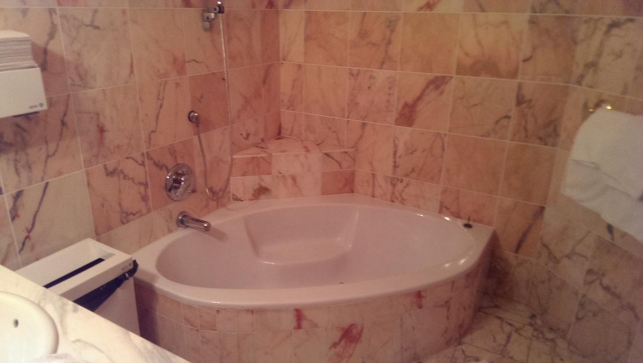 Hotel Seltenriegel Wies Bagian luar foto